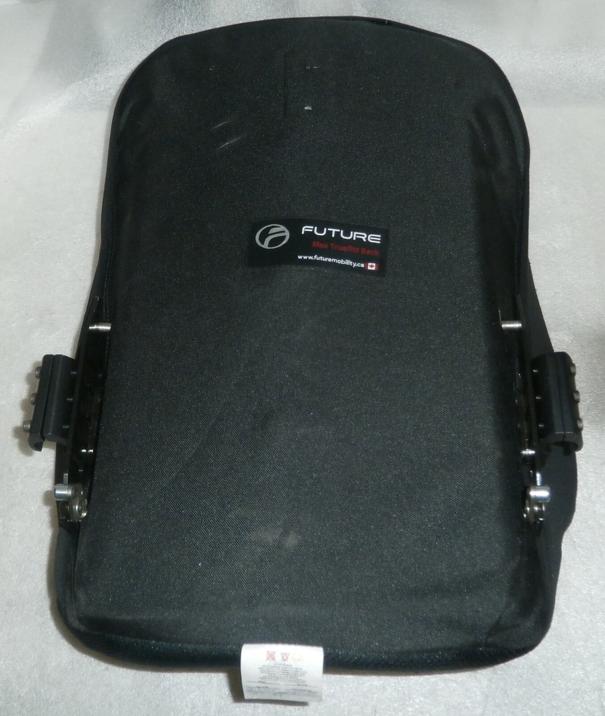 FUTURE MOBILITY WHEELCHAIR BACK WITH ACCESSORIES VERY GOOD CONDITION SIZE 15x20"