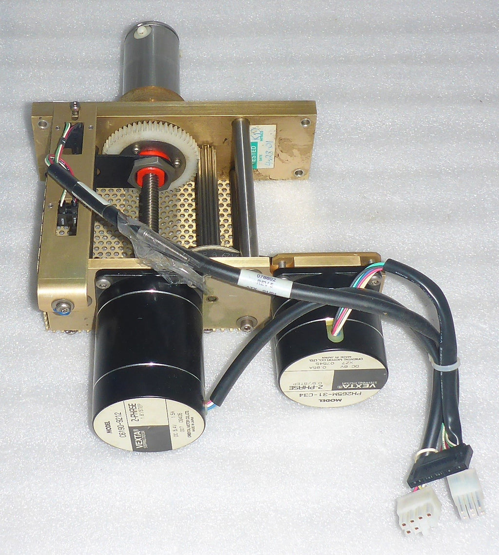 WATERS VEXTA STEPPING MOTORS C6190-9212 USED GOOD CONDITION Q=2 ONE LOT