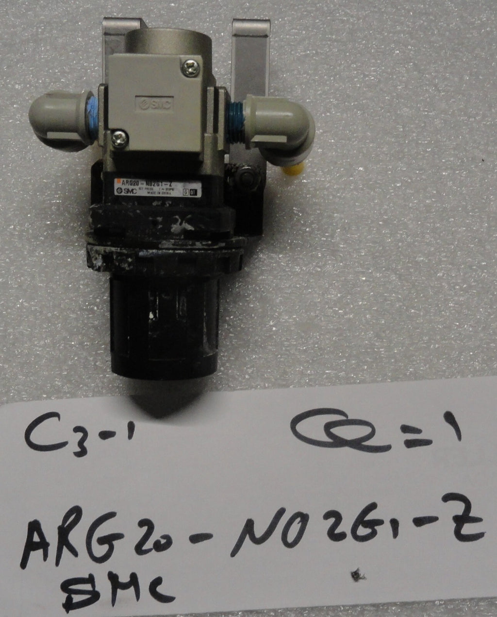 SMC ARG20-N02G1-Z Manual Regulator