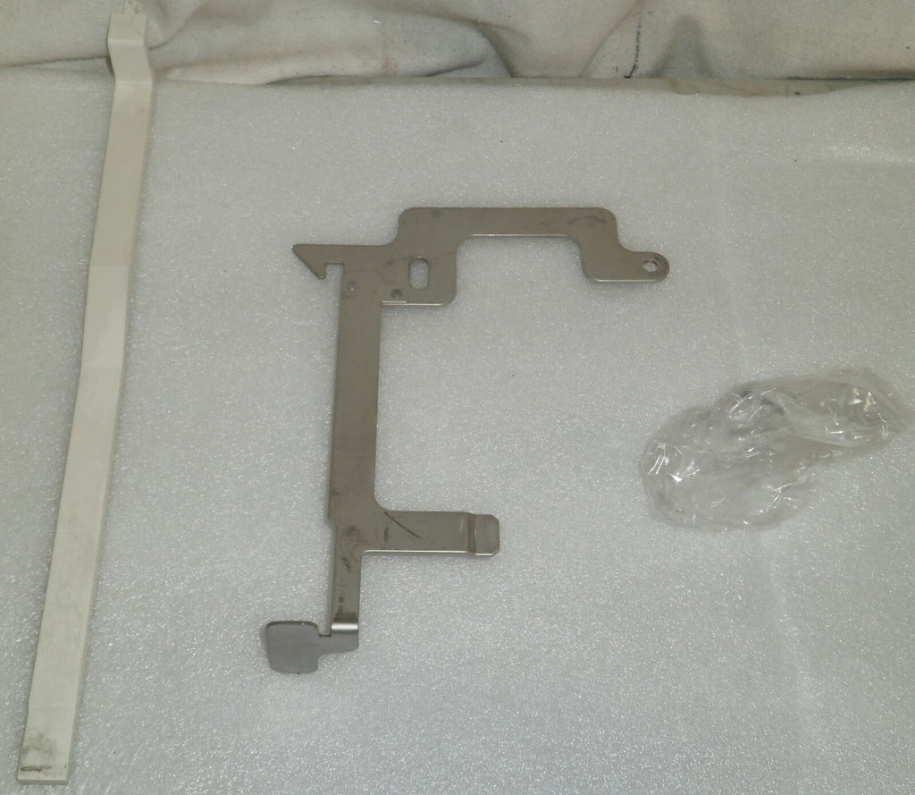 GC DOOR WITH PARTS FROM AGILENT G1530A AS PICTURES