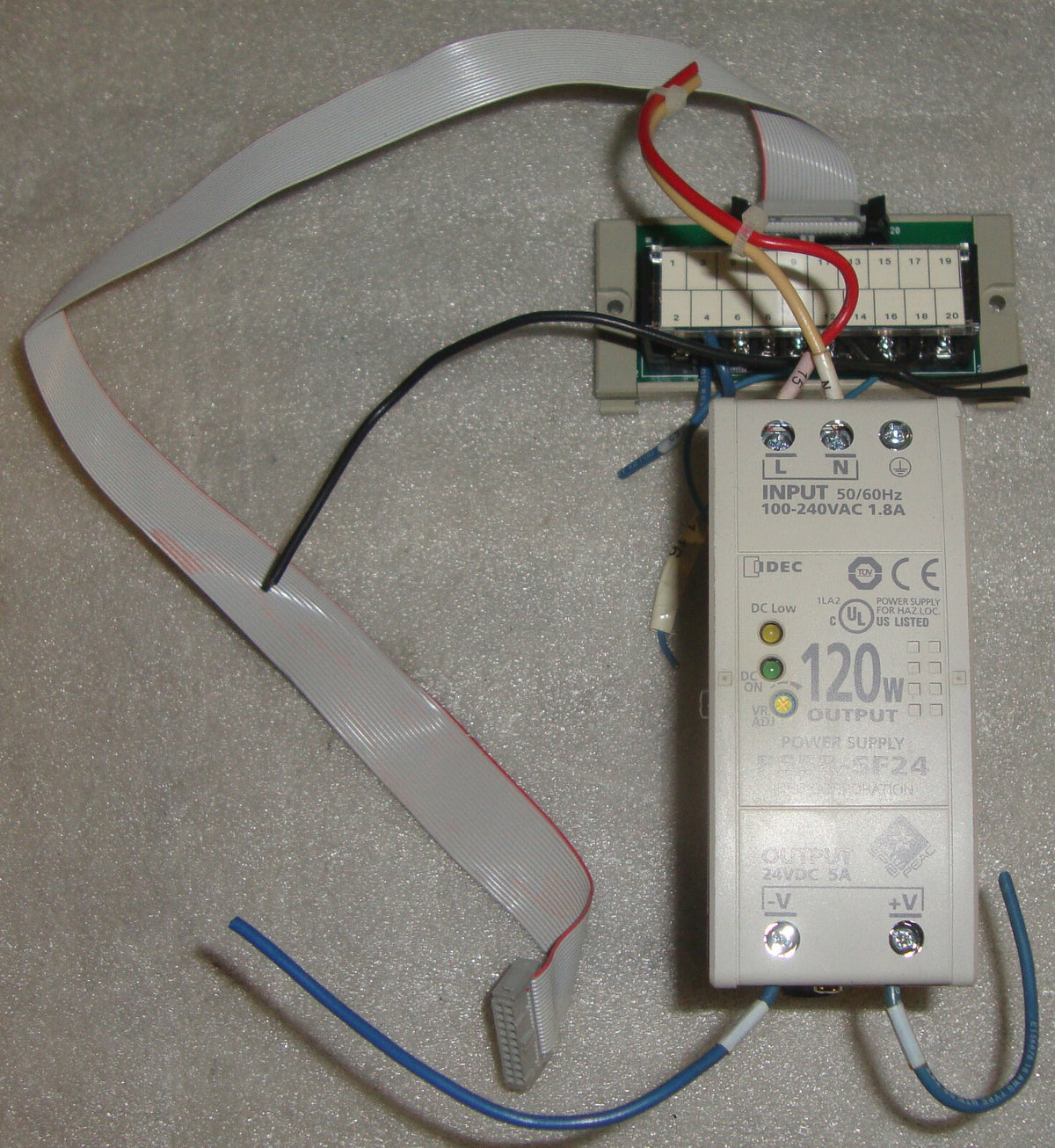 IDEC PS5r-SF24 power supply-with idec bx1d-s20a