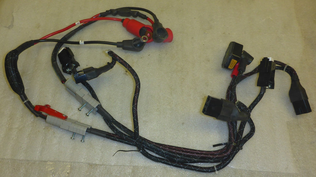 QUANTUM 6000Z WHEELCHAIR BATTERY CABLES USED AS PHOTO