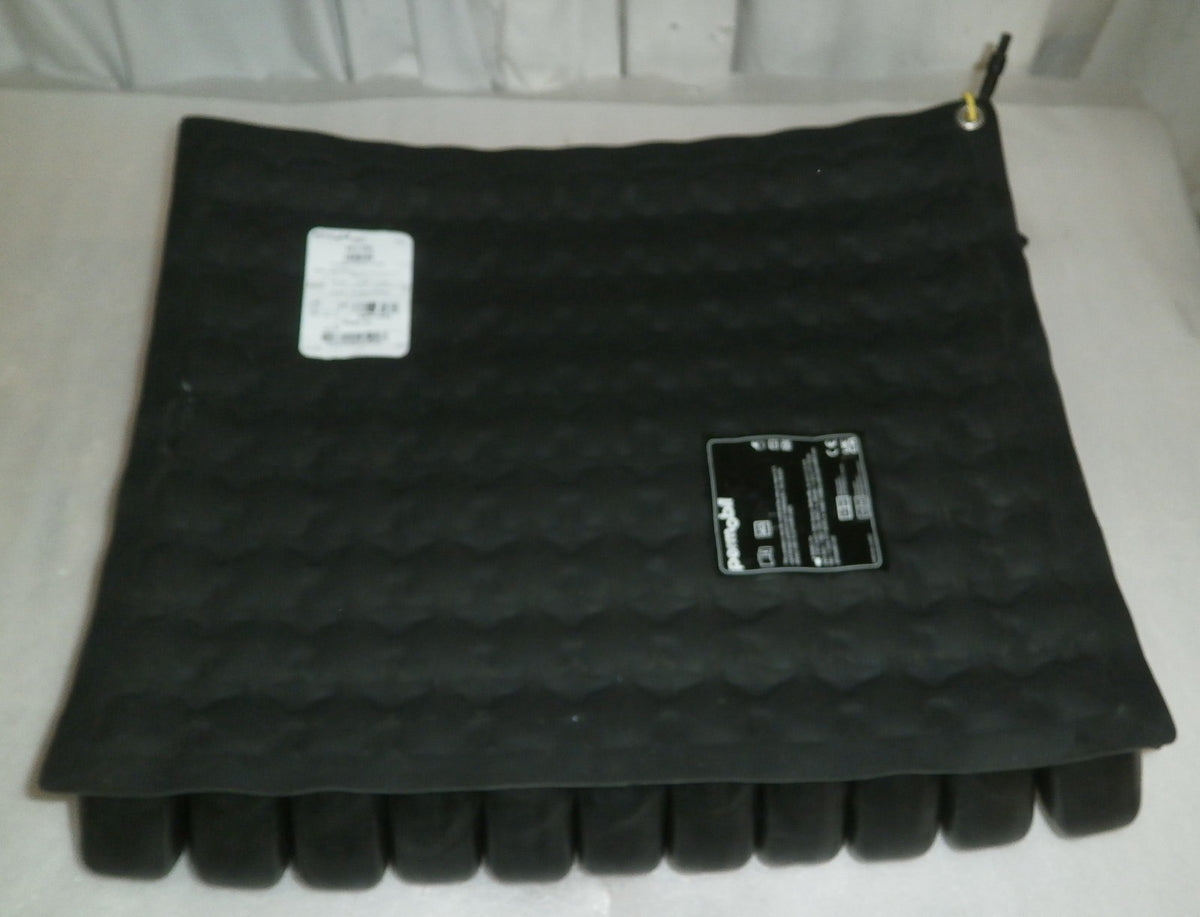 ROHO 20X16.5X4.25 WHEELCHAIR CUSHION GOOD CONDITION WITH COVER AND PUMP