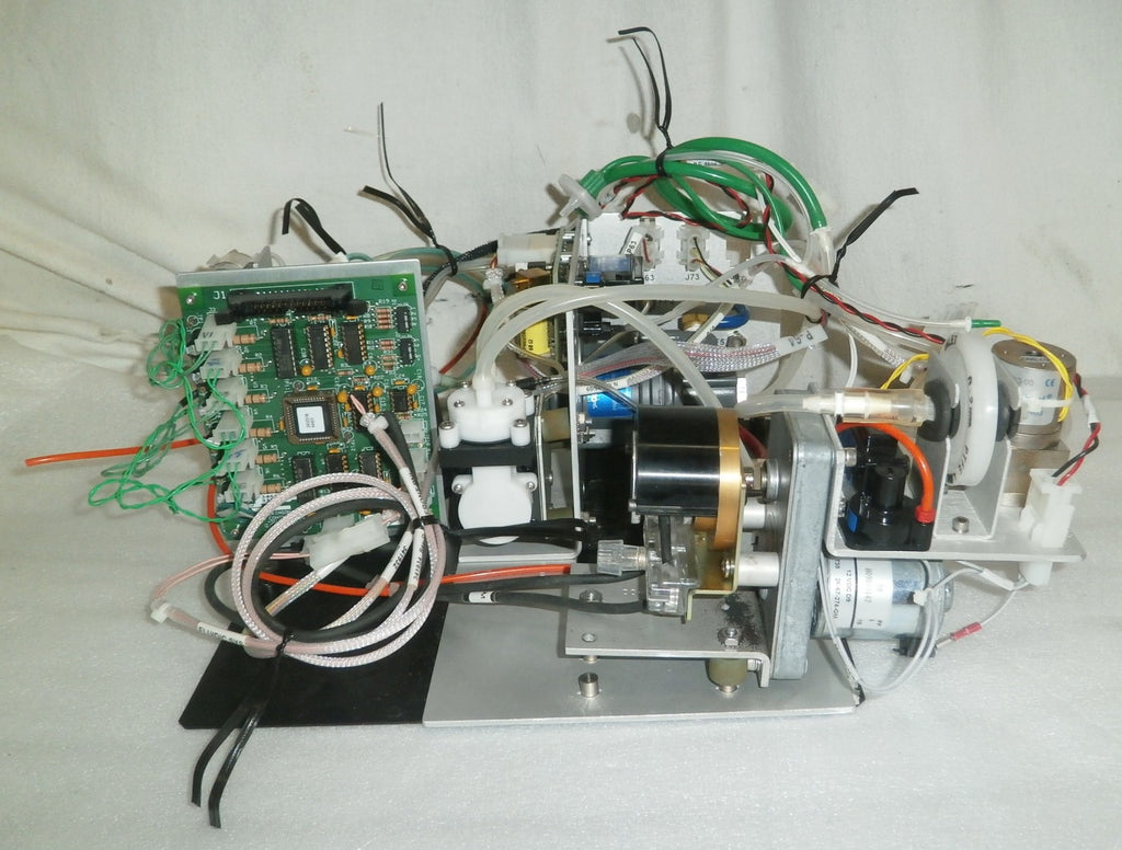 BD Biosciences LSR II Flow Cytometer 344045, 344046 & SAMPLE PRESS ASSY