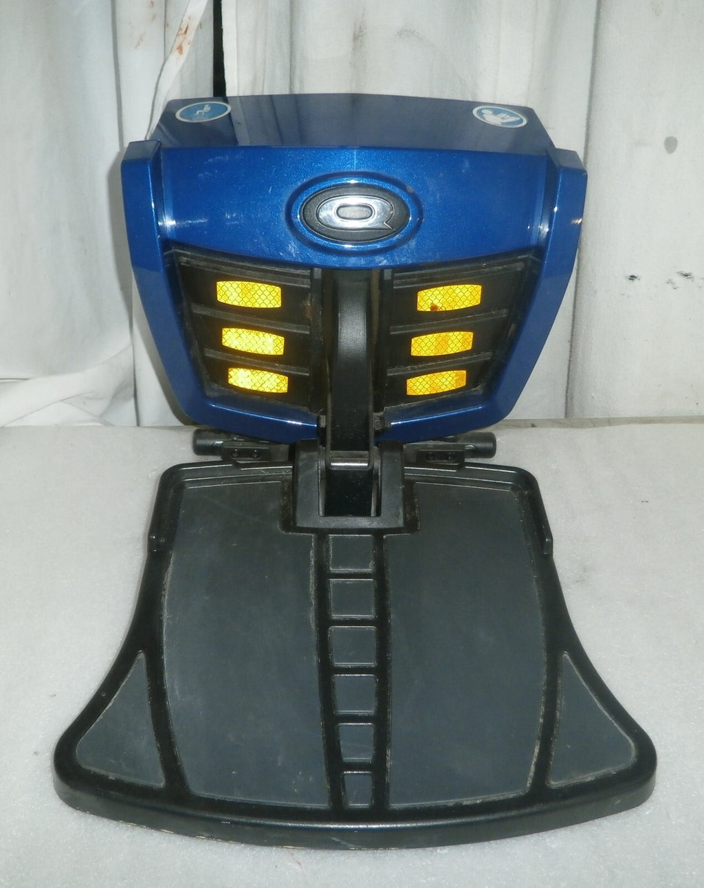 Quantum Q6 Edge Foot Rest Leg Rest with Blue Front Panel Cover
