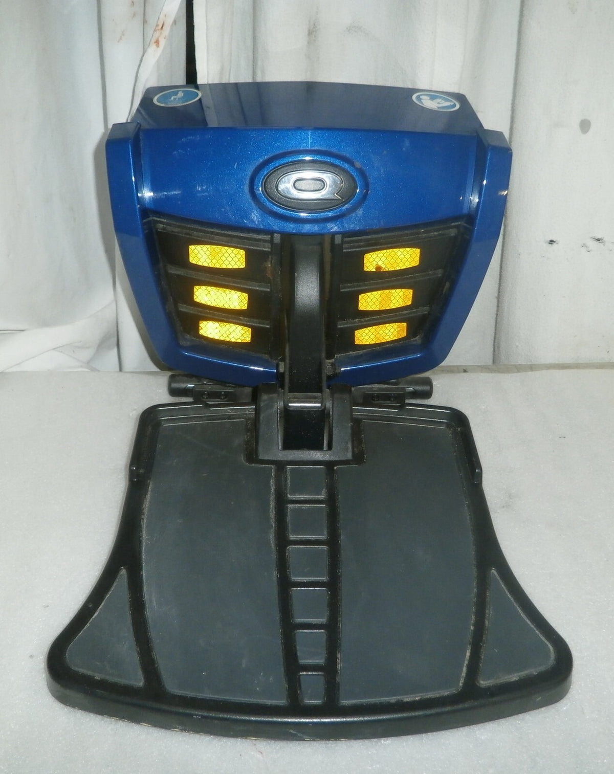 Quantum Q6 Edge Foot Rest Leg Rest with Blue Front Panel Cover