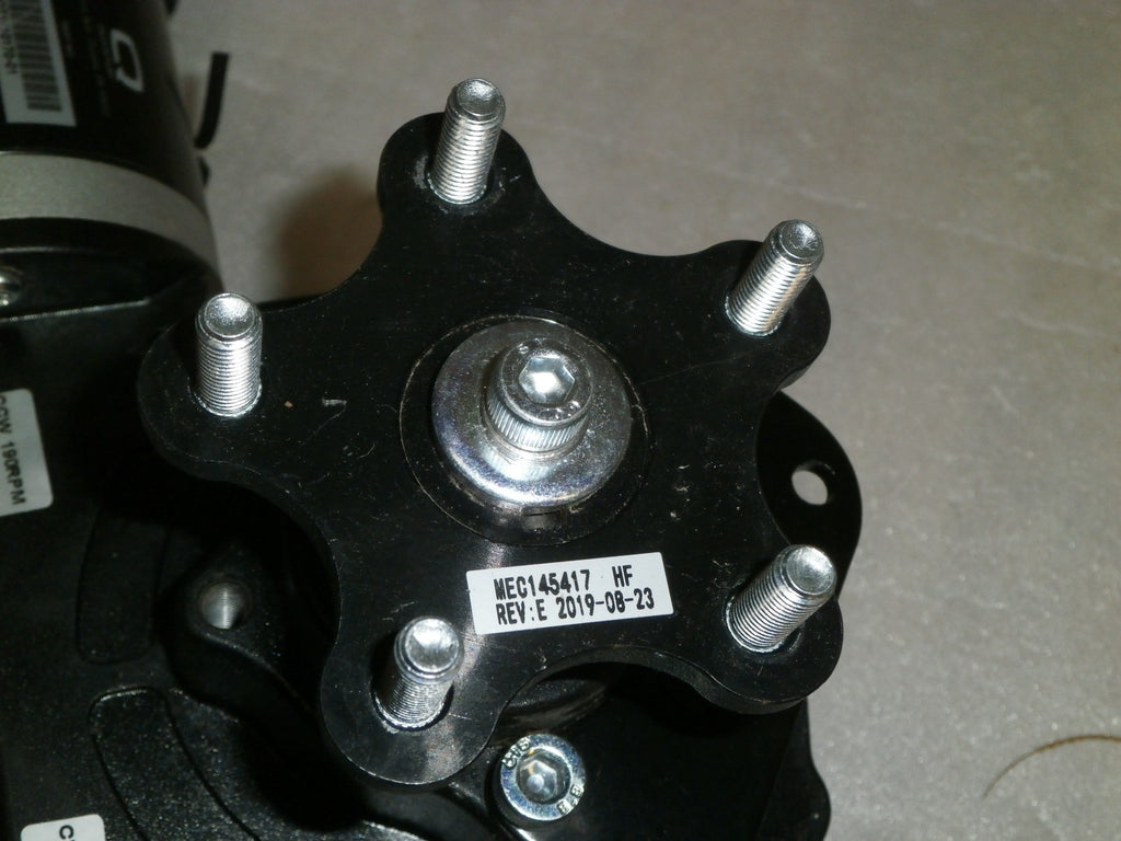 QUICKIE PRIDE MOBILITY MOTORS MOT 1810170-01 AND 1810171-01 VERY GOOD